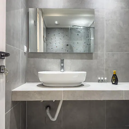 Palama Urban Vibes By Proliving Hospitality *